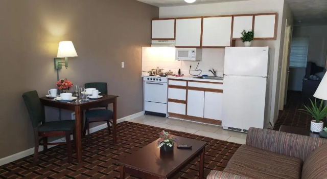 Люкс Affordable Suites Burlington