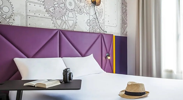 Номер Standard ibis Styles Париж Мэри де Клиши