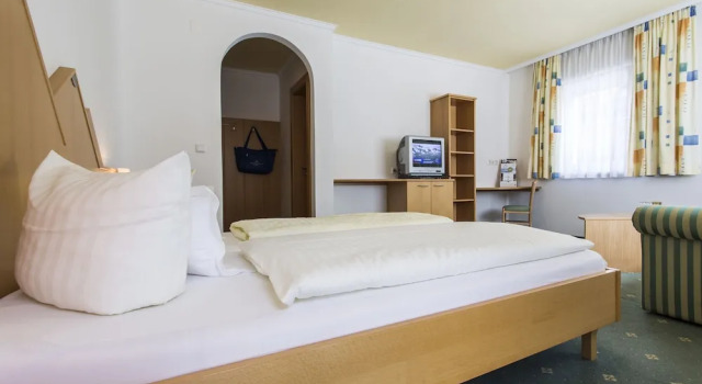 Двухместный номер Standard с балконом и с видом на горы Hotel Alpenaussicht Obergurgl