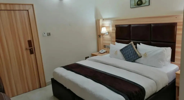 Edo Heritage Hotel, Забронировать Отель Бизнес-отели Ikpoba-Okha, 4* 5*