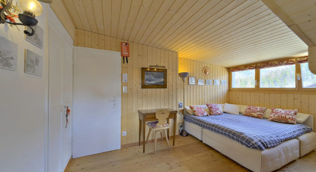 Attic Chesa Charots - Celerina-Attic Chesa Charöts - Celerina, Book Hotel Celerina-Schlarigna 
