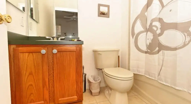 Вилла 6 Bedroom North Hampton House