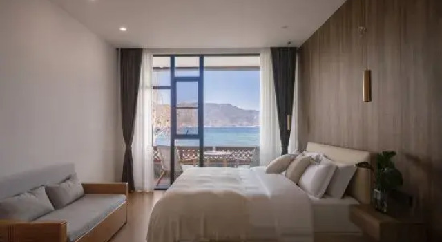 Семейный люкс Deluxe с 2 комнатами с видом на озеро Pushu · All Lakeview Resort Villa (Lugu Lake Daluoishui Branch)