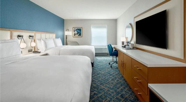Четырёхместный номер Standard DoubleTree by Hilton Sioux City