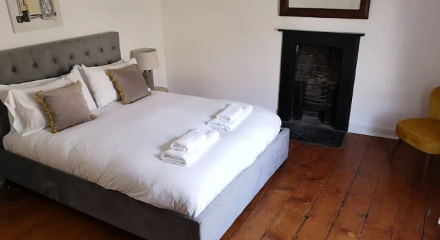 Townhouse in Clifton Village, Забронировать Дом для отпуска Коттеджи Бристоля, рядом с All Saints Clifton, Коттедж