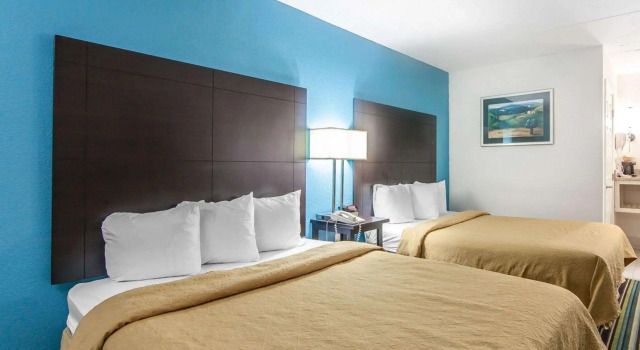 Четырёхместный номер Standard Quality Inn & Suites Jasper - Kimball