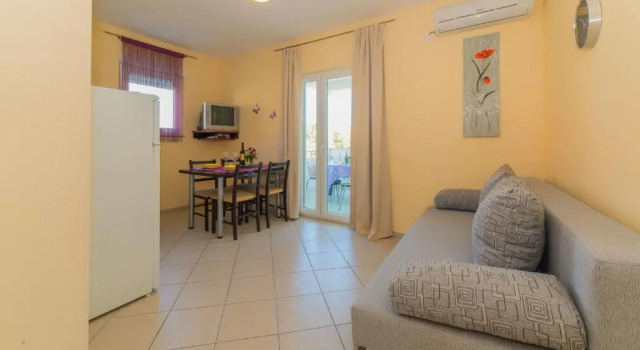 Апартаменты c 1 комнатой с балконом Apartments Joso with Pool