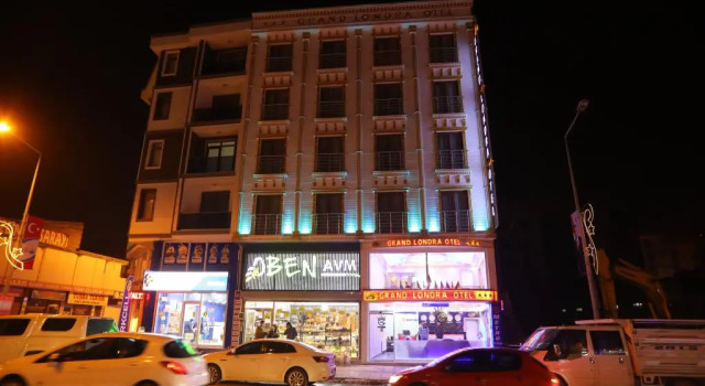 Grand Londra Otel, Boek Hotel Hotels in Lake Van met zwembad, Zwembad