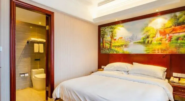 Люкс Superior Vienna Hotel Songjiang Wanda Guangfulin Road