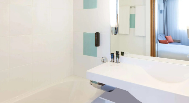 Номер Executive Novotel Bern Expo