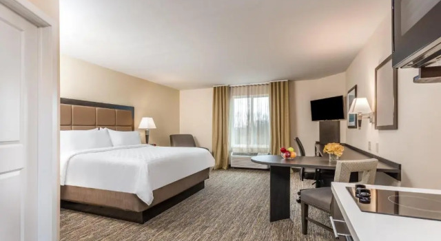 Люкс Candlewood Suites Bensalem - Philadelphia Area by IHG