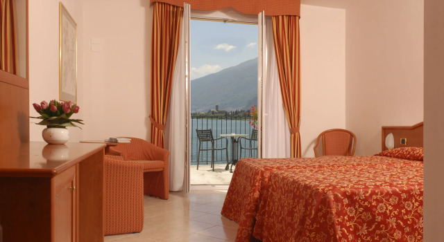 Hotel Regina, Book Hotel Hotels in Como with a Pool, Swimming Pool