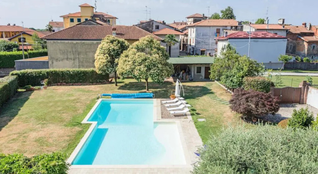Вилла Villa near Milan with swimming pool