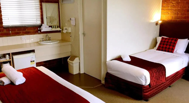 Двухместный номер Deluxe Admiral Motor Inn