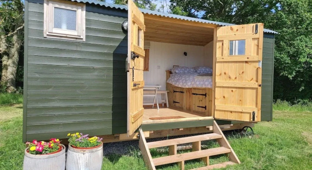 Park Farm Glamping, Varaa Leirintäalue Telttailu ja glamping kohteessa Bridgnorth, Leirintäalue