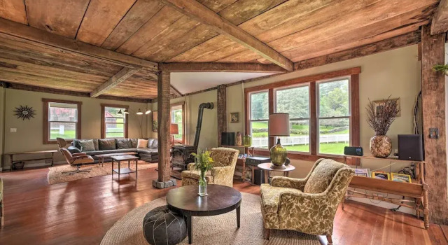 Коттедж Game Room & Fire Pit: Peaceful Catskills Farmhouse
