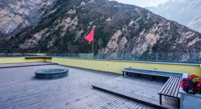 Jingju Puti Chanyi Hotel, Buchen Sie Hotel Ngawa 