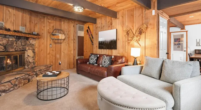 Green Leaf Lodge, Забронировать Дом для отпуска Биг-Бэар-Сити San Bernardino Mountains