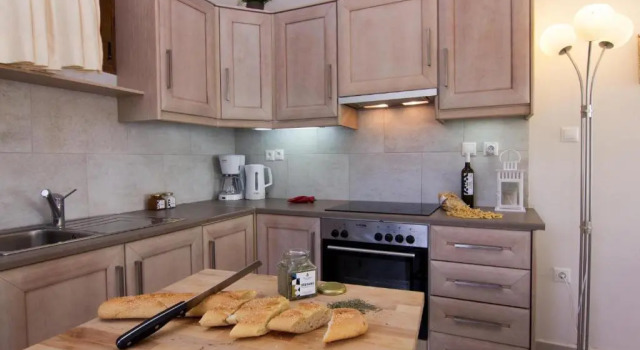Апартаменты Superior Mani Apartments