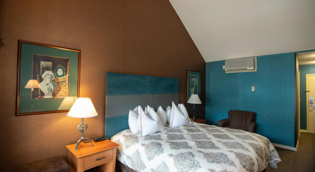 Двухместный номер Deluxe с балконом The Bards Inn - BW Signature Collection by Best Western
