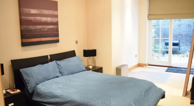 Spacious 1 Bedroom Apartment, Varaa Huoneisto Asunnot kohteessa Merseyside, Huoneisto