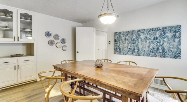 Walk to Unm! Quiet Extended Escape w/ Patio, Забронировать Дом для отпуска Виллы Нью-Мексико, Вилла