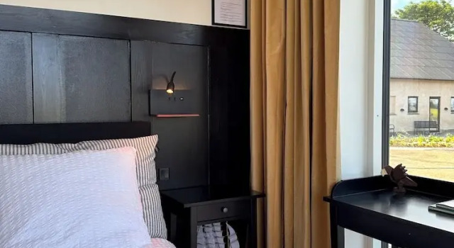 Seaside Retreat & Hotel