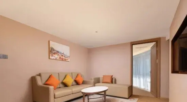 Люкс Business Vienna Wuhan International Expo Center South Subway Station Hotel