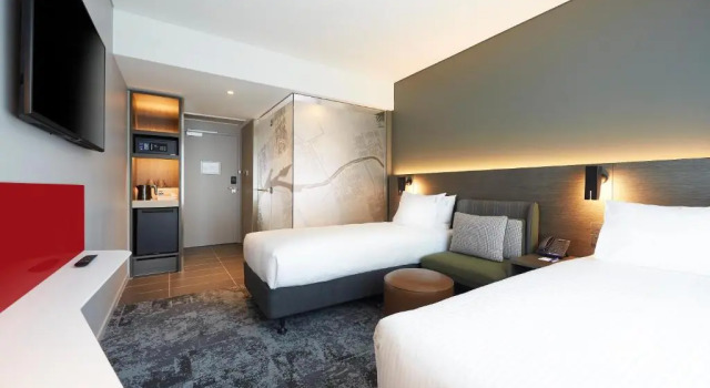 Четырёхместный номер Standard Holiday Inn Express Melbourne Southbank by IHG