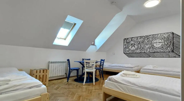 Четырёхместный номер Standard Hostel Młotek i Perlik