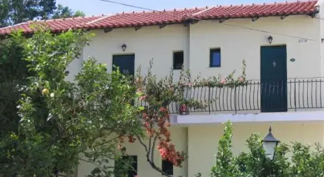 Tara Beach Hotel