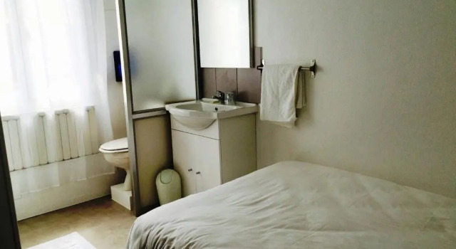 Одноместный номер Economy Hôtel De Normandie