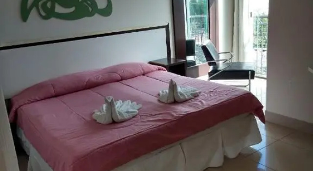 Alzira Plaza Hotel, Забронировать Отель Сан-Лоренсу Минас-Жерайс