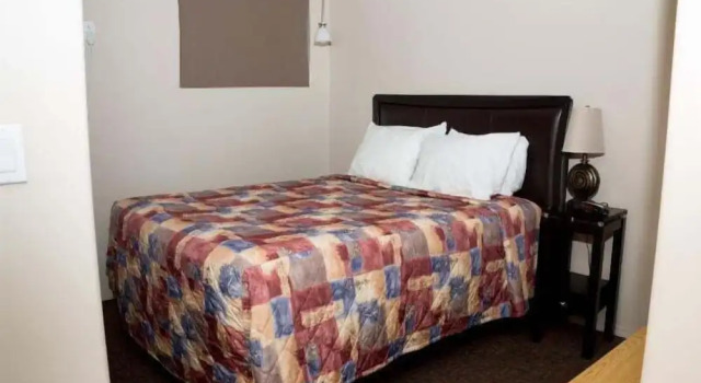 Thunderhill Motel, Reserva ahora Motel Hoteles en Manitoba con aparcamiento, Aparcamiento