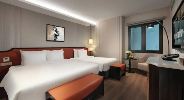Номер Deluxe Le Premier Hotel & Rooftop Bar