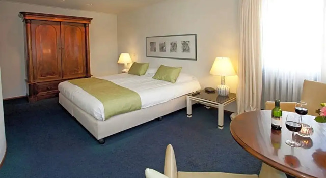 Bed and Breakfast Holter, Забронировать Отель Отели Твенте с парковкой, Парковка