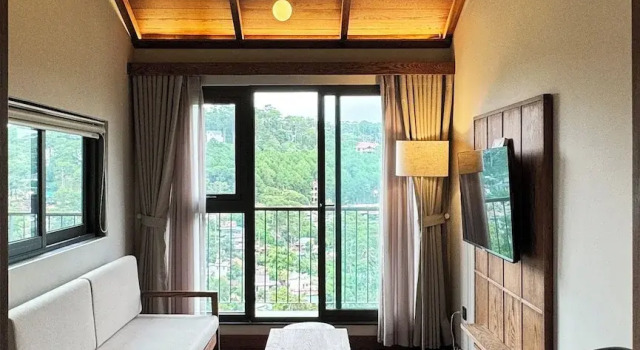 Люкс Luxury HLS Dalat Lodge