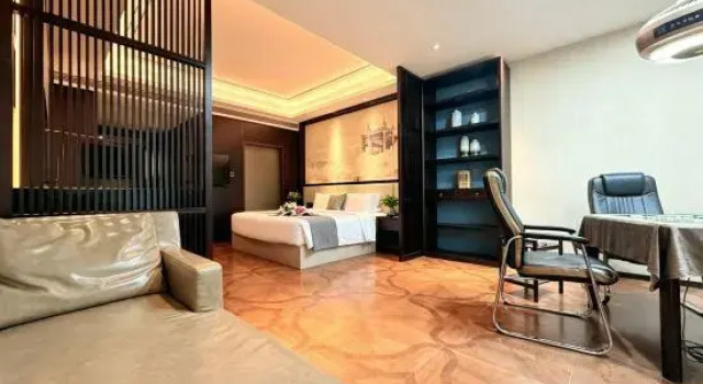 Люкс Jinxuan Select Hotel (Xiaogan East Railway Station Yintai City Branch)