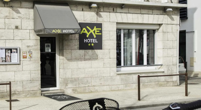 Un Hôtel sur le Port