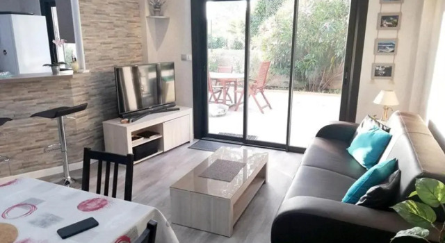 Appartement Six-Fours-les-Plages, 2 pièces, 4 personnes - FR-1-316-174