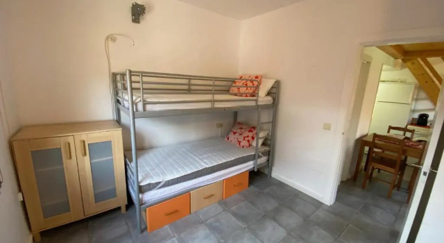 Gregal 81 4 pax - Mas Pinell, Book Hotel Mas Pinell Girona