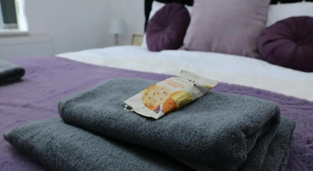 Ideal Lodgings in Bury - Whitefield