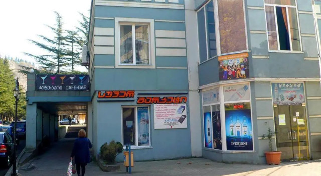 Hotel Newland, Rezervovat Hotel Hotely v Imereti s parkováním, Parkování
