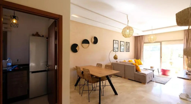 Super Apt T3 Rez de jardin Prestigia Golf Piscine, Забронировать Отель Отели Марракеш-Тенсифт-Эль-Хауз с парковкой, Парковка