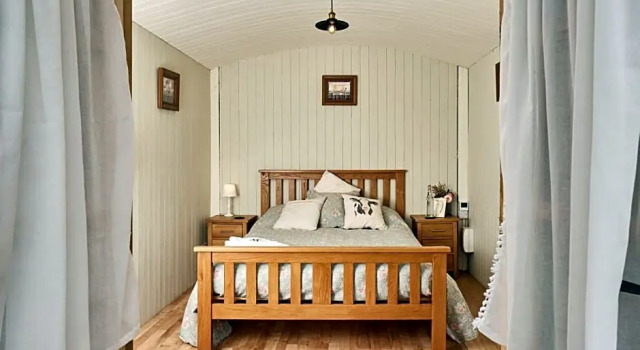 Номер Standard Bridge House Barn