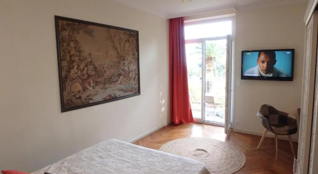 Апартаменты с 2 комнатами с видом на море Residence Veles Plage
