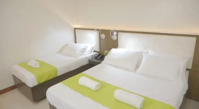 Номер Deluxe Benrose Hotel