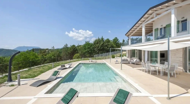 Коттедж Villa Montefalcone 8
