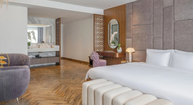 Номер Privilege H Hôtel LArt Hanoi