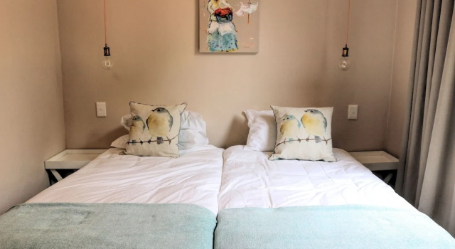 The Fat Mulberry Guesthouse, Book Pension Hoteller i Bethlehem med parkering, Parkering